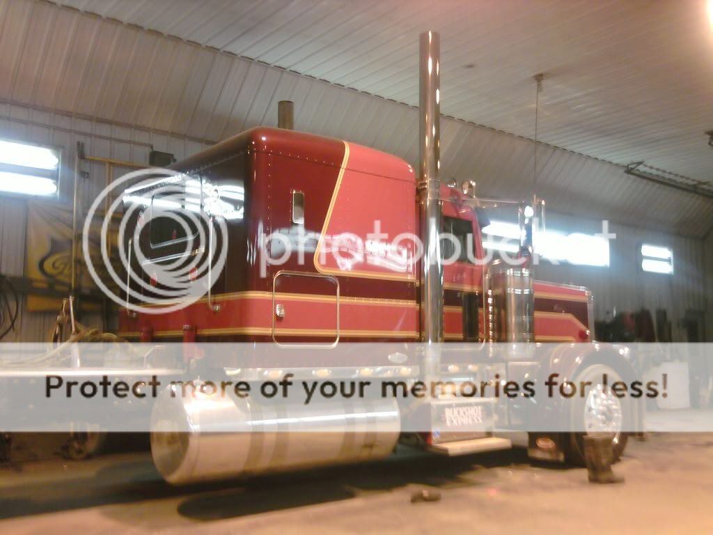 Darwin Hershbergers Peterbilt (cattle pot) Toy Farmin' LLC Presents